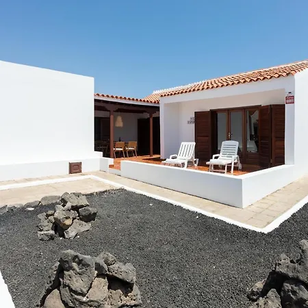 Holiday home Home2book Stunning Sea Front House Caleta De Fuste