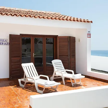 Holiday home Home2book Stunning Sea Front House