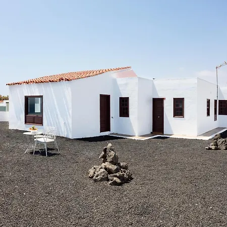 Home2book Stunning Sea Front House Holiday home Caleta De Fuste