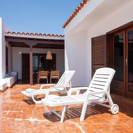 Home2book Stunning Sea Front House * Caleta De Fuste